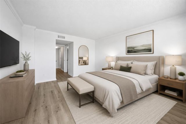 4895 BAY STREET NE 101, St Petersburg, FL 33703