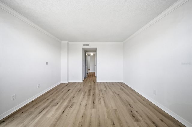 4895 BAY STREET NE 101, St Petersburg, FL 33703