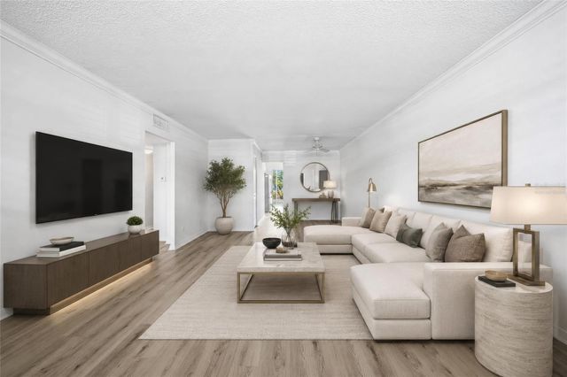 4895 BAY STREET NE 101, St Petersburg, FL 33703