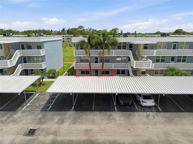 4895 BAY STREET NE 101, St Petersburg, FL 33703