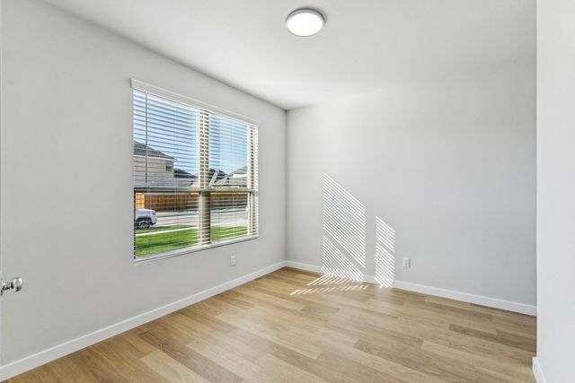 404 Blackwater Trail, Waxahachie, TX 75165