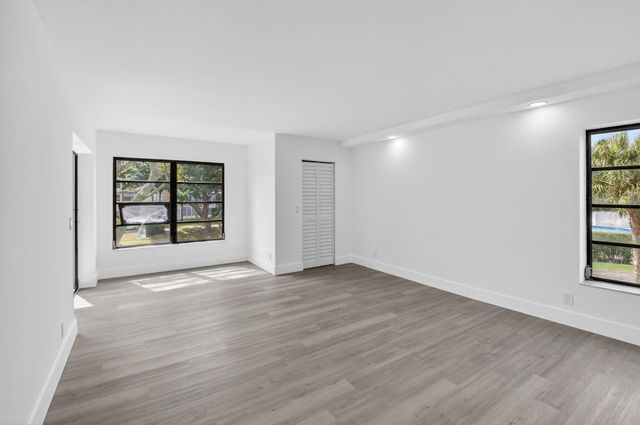 14475 Strathmore Lane 208, Delray Beach, FL 33446