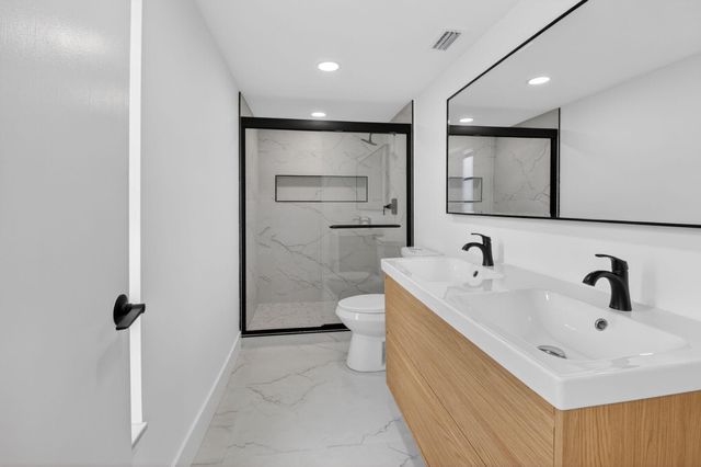 14475 Strathmore Lane 208, Delray Beach, FL 33446