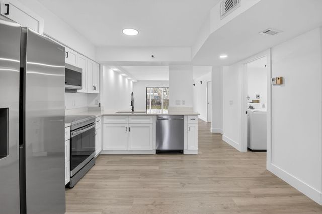 14475 Strathmore Lane 208, Delray Beach, FL 33446