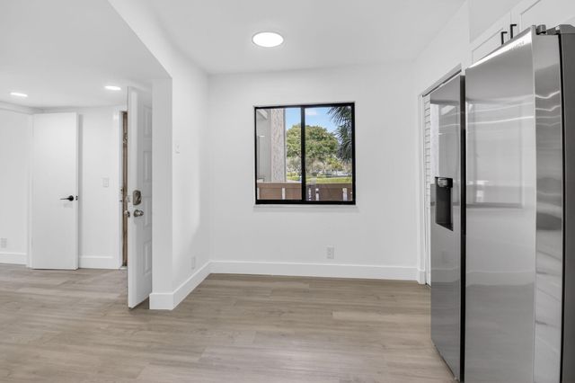 14475 Strathmore Lane 208, Delray Beach, FL 33446