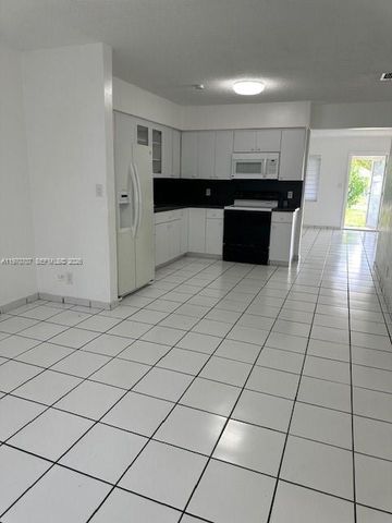 312 SW 76th Ct 1, Miami, FL 33144