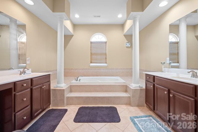 3111 Ewert Cut Lane, Charlotte, NC 28269