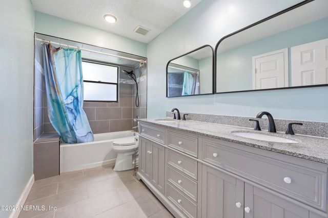 346 FOXRIDGE Road, Orange Park, FL 32065