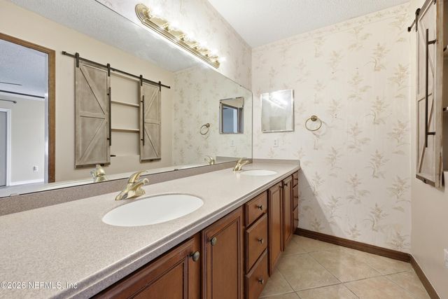 346 FOXRIDGE Road, Orange Park, FL 32065