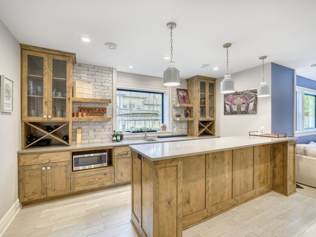 6229 Crescent Drive, Edina, MN 55436