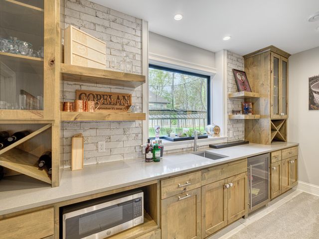 6229 Crescent Drive, Edina, MN 55436