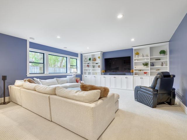 6229 Crescent Drive, Edina, MN 55436