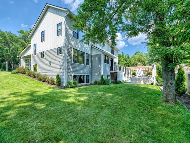 6229 Crescent Drive, Edina, MN 55436