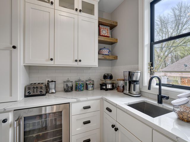 6229 Crescent Drive, Edina, MN 55436