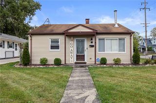 182 Warren Avenue, Elyria, OH 44035