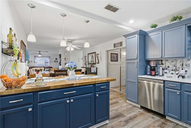 509 S Monroe Street, Beverly Hills, FL 34465