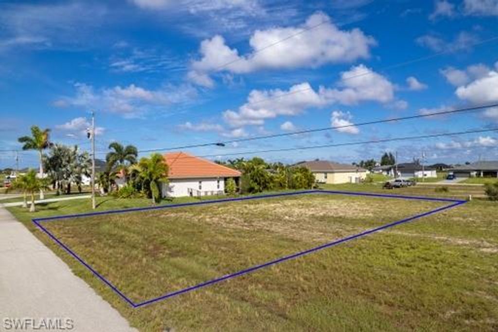 4309 NW 32nd ST, CAPE CORAL, FL 33993 — photo 2
