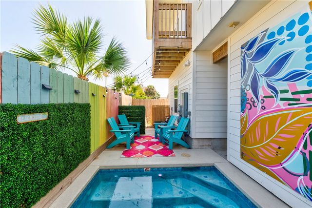 901 S 9th 7, Port Aransas, TX 78373