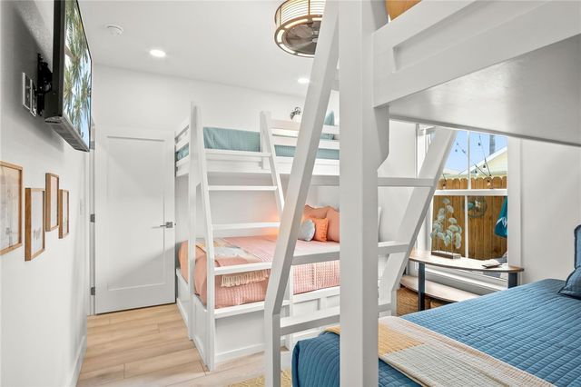 901 S 9th 7, Port Aransas, TX 78373