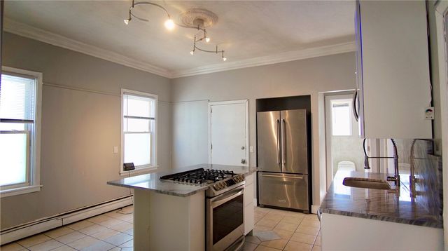 89 America Street, Providence, RI 02903