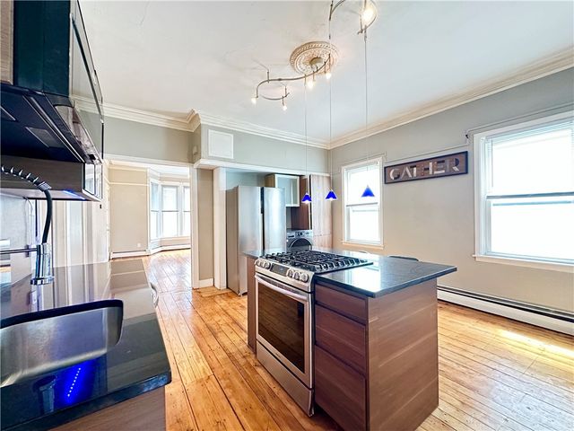 89 America Street, Providence, RI 02903