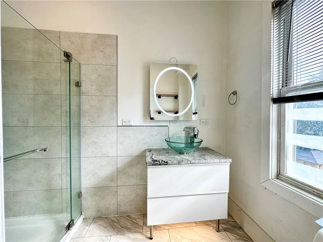 89 America Street, Providence, RI 02903