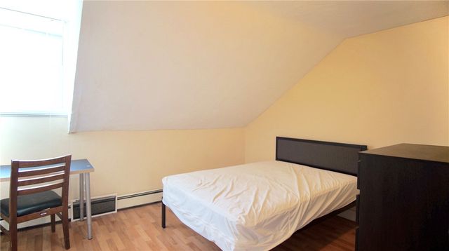 89 America Street, Providence, RI 02903