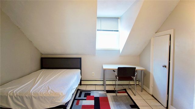 89 America Street, Providence, RI 02903