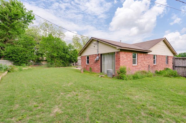 5316 Cahill Oval Street, River Oaks, TX 76114