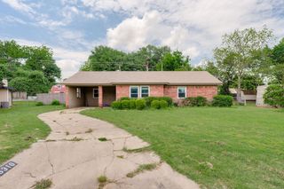 5316 Cahill Oval Street, River Oaks, TX 76114