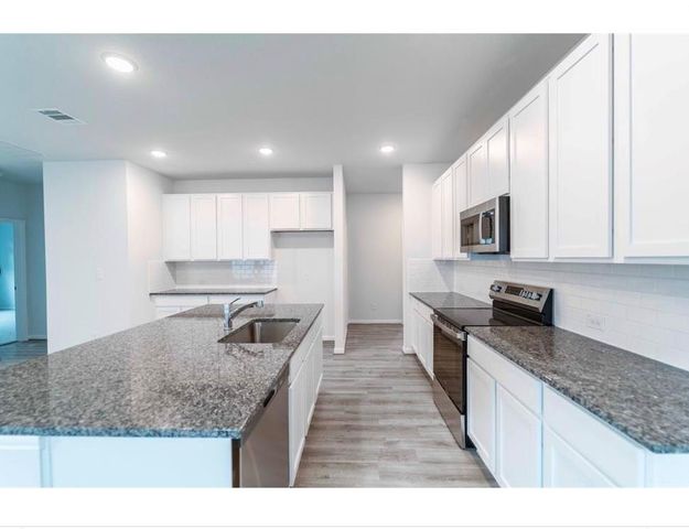 201 Lt Rusty DR, Jarrell, TX 76537