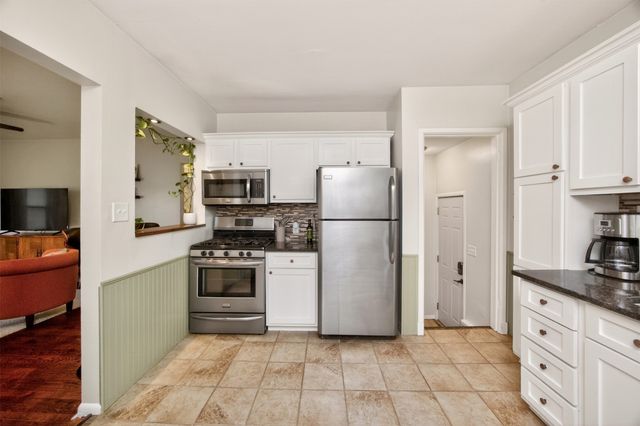 4008 67th Street, Urbandale, IA 50322