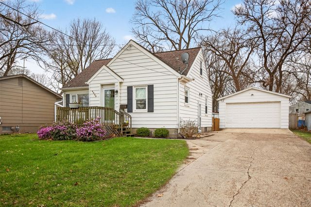 4008 67th Street, Urbandale, IA 50322