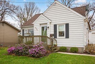 4008 67th Street, Urbandale, IA 50322