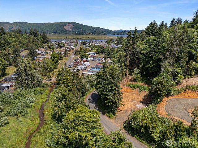 620 Willapa Avenue, South Bend, WA 98596