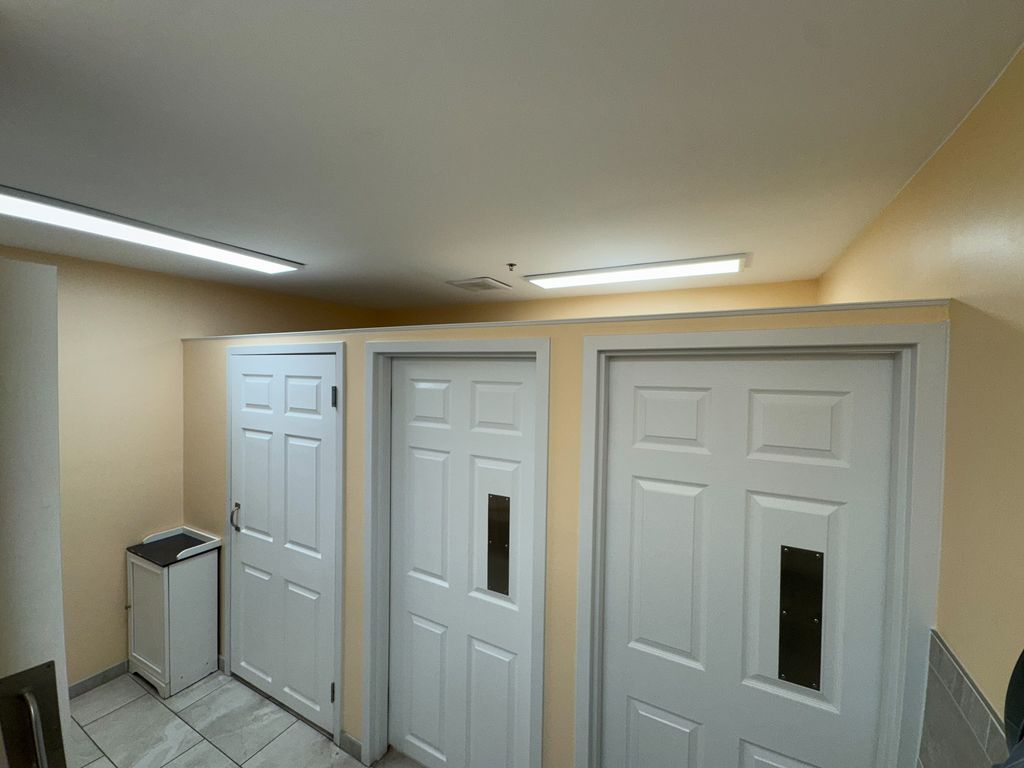 Address unavailable. photo 28