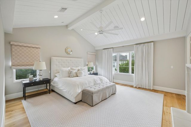 6414 Mercer Street, West University Place, TX 77005