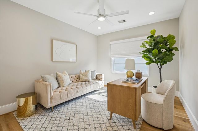 6414 Mercer Street, West University Place, TX 77005