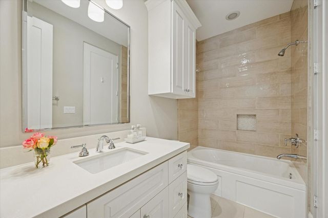 6414 Mercer Street, West University Place, TX 77005