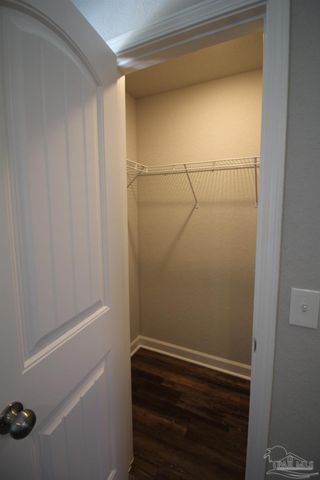 150 S Crow Rd 1501, Pensacola, FL 32506