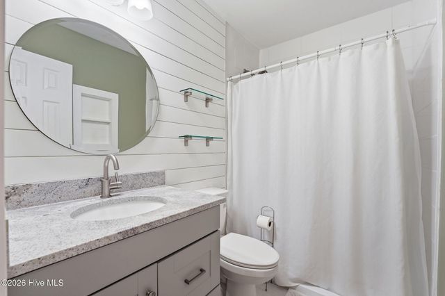906 Cedar Court, Aberdeen, NC 28315