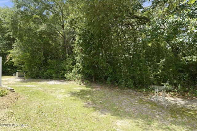 906 Cedar Court, Aberdeen, NC 28315