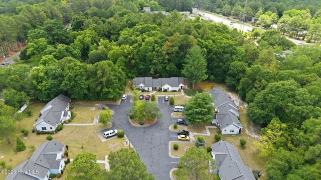 906 Cedar Court, Aberdeen, NC 28315