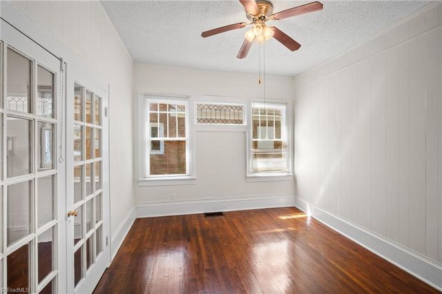 2360 N Patterson Avenue, Winston-salem, NC 27105