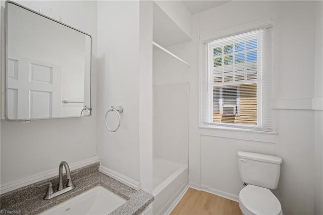 2360 N Patterson Avenue, Winston-salem, NC 27105