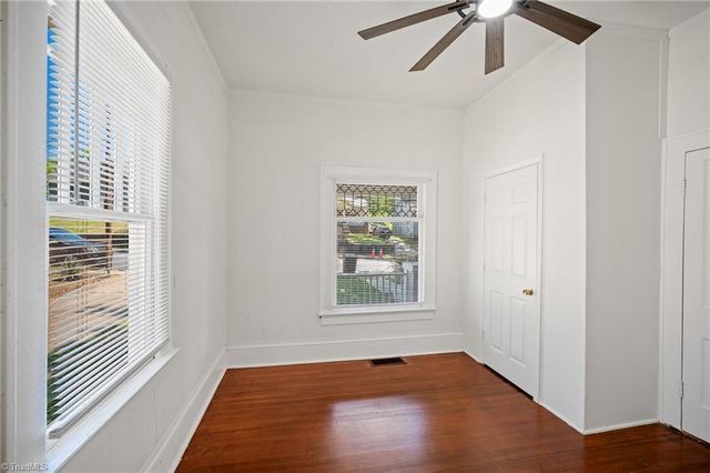 2360 N Patterson Avenue, Winston-salem, NC 27105