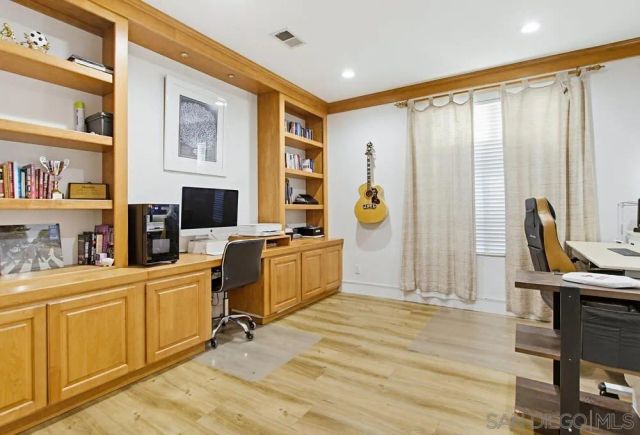 2327 Orchard View Ln, Escondido, CA 92027