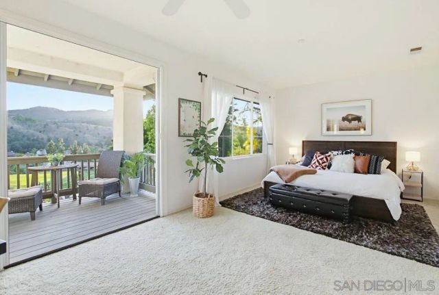 2327 Orchard View Ln, Escondido, CA 92027