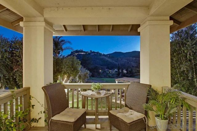 2327 Orchard View Ln, Escondido, CA 92027