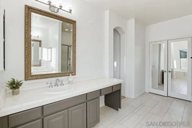 2327 Orchard View Ln, Escondido, CA 92027